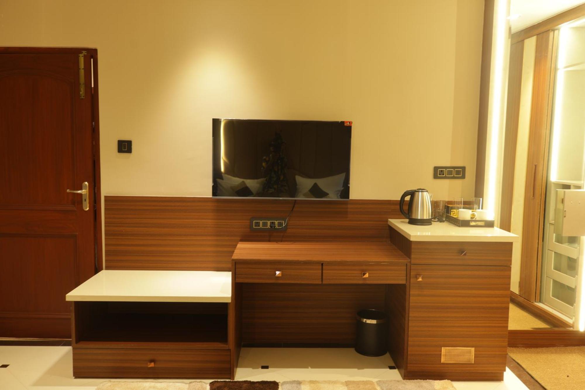 Suramya Homestay Bhopal Exterior foto